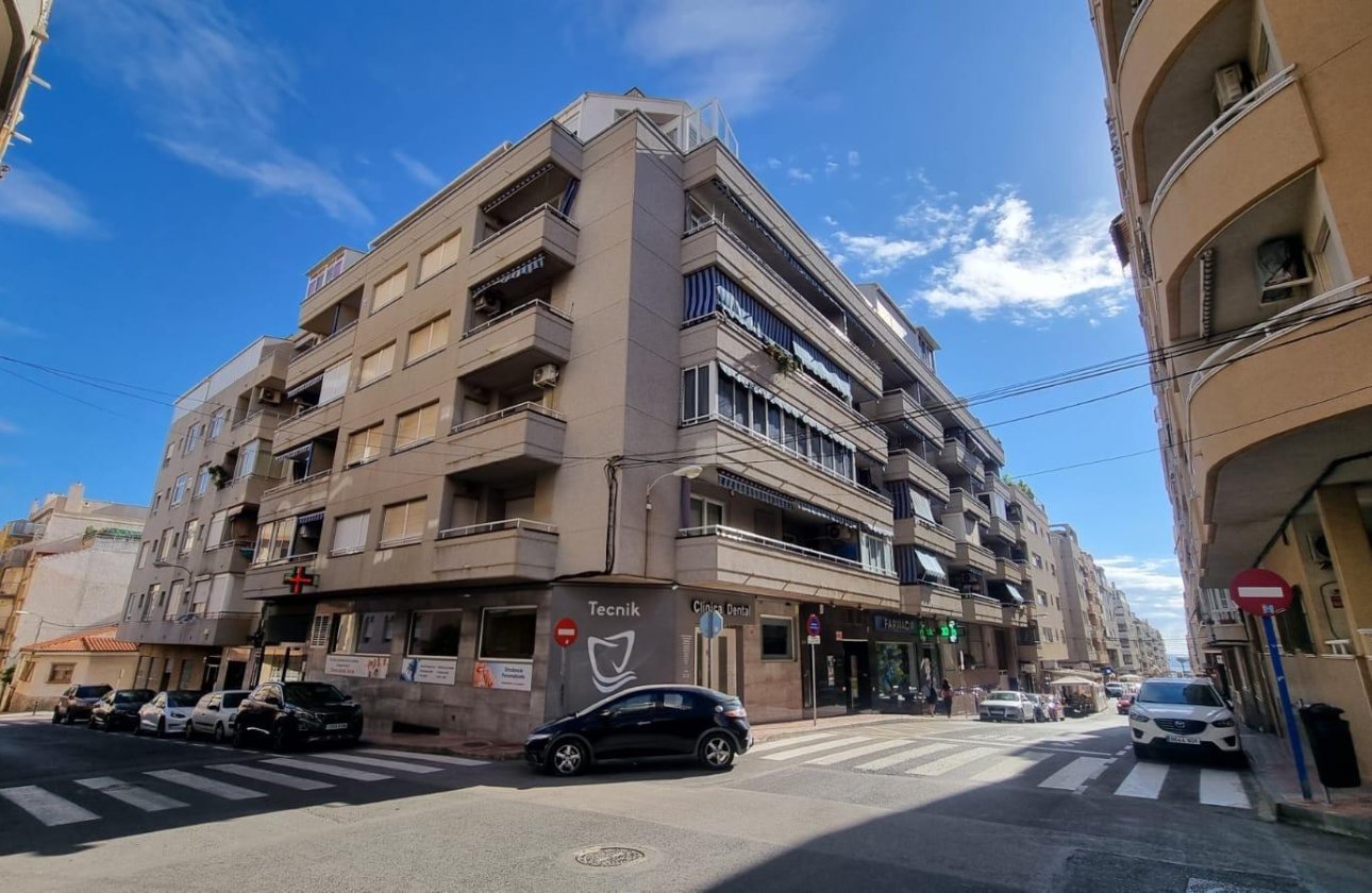 Resale - Apartment -
Torrevieja - Playa del Cura