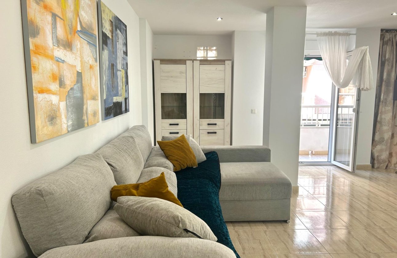 Resale - Apartment -
Torrevieja - Playa del Cura