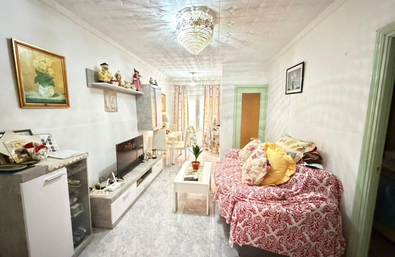 Resale - Apartment -
Torrevieja - Playa del Cura