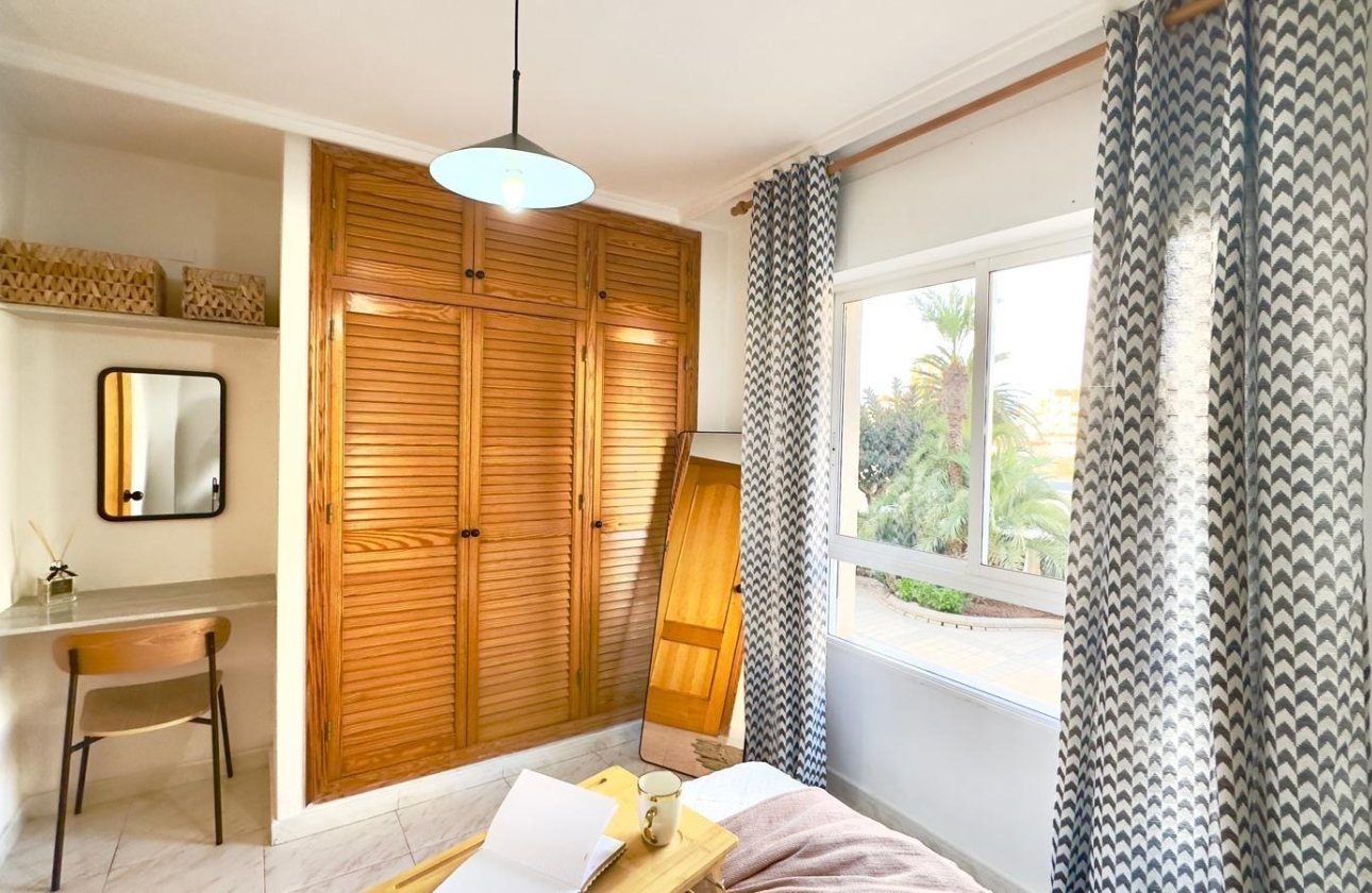 Resale - Apartment -
Torrevieja - Playa del Cura