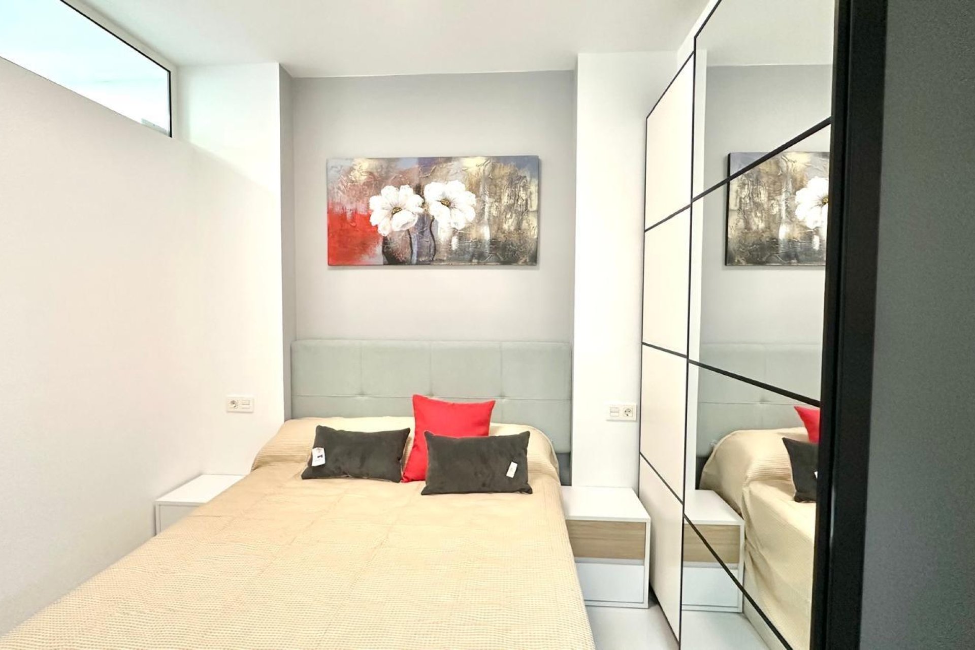 Resale - Apartment -
Torrevieja - Playa del Cura