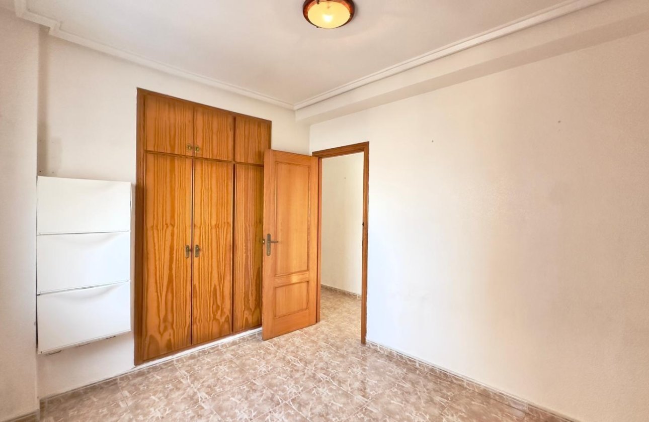 Resale - Apartment -
Torrevieja - Playa del Cura