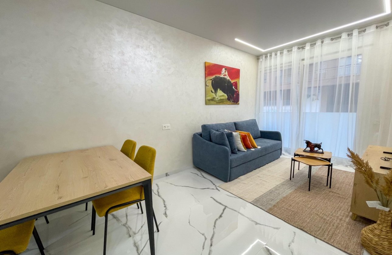 Resale - Apartment -
Torrevieja - Playa del Cura