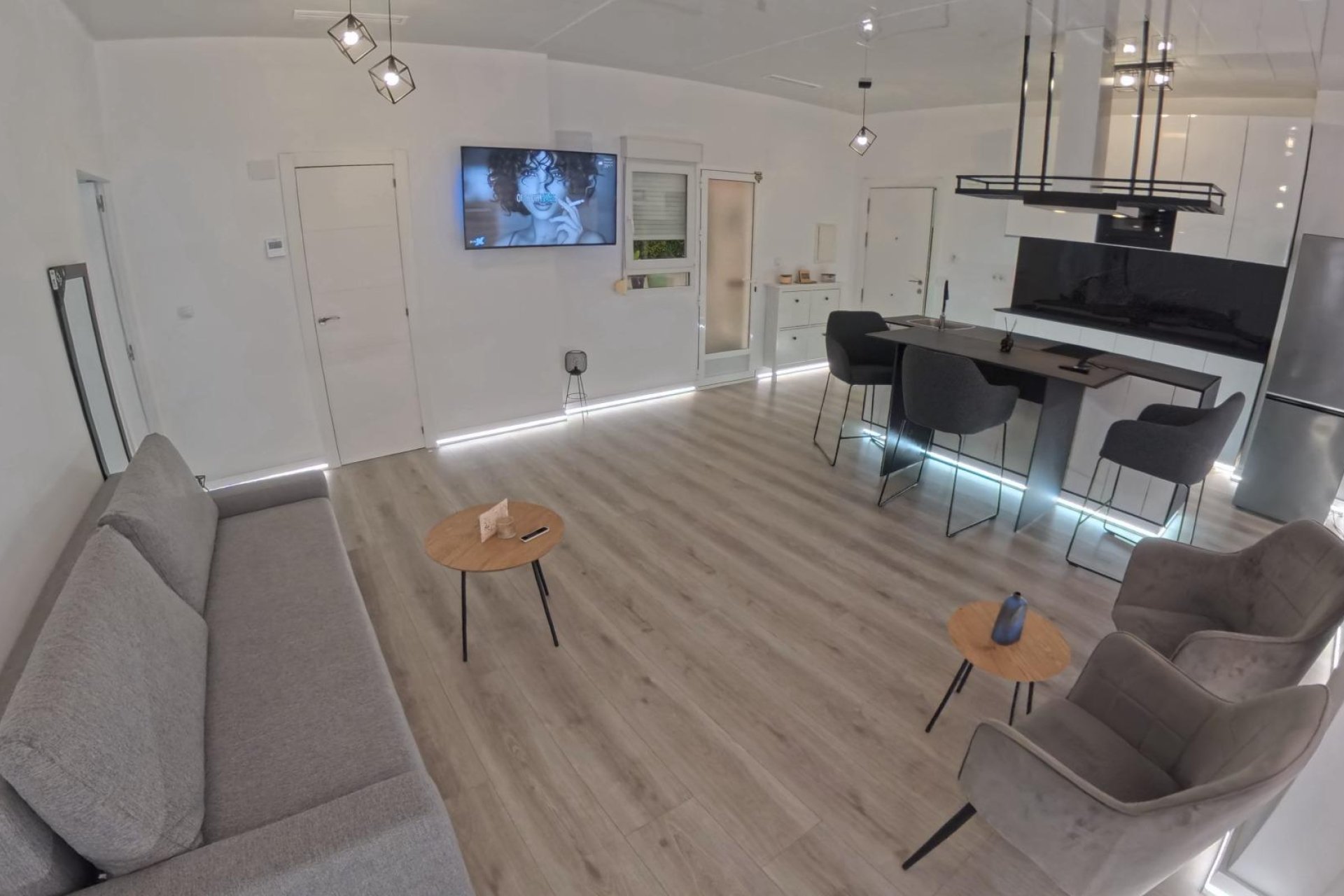 Resale - Apartment -
Torrevieja - Playa del Cura