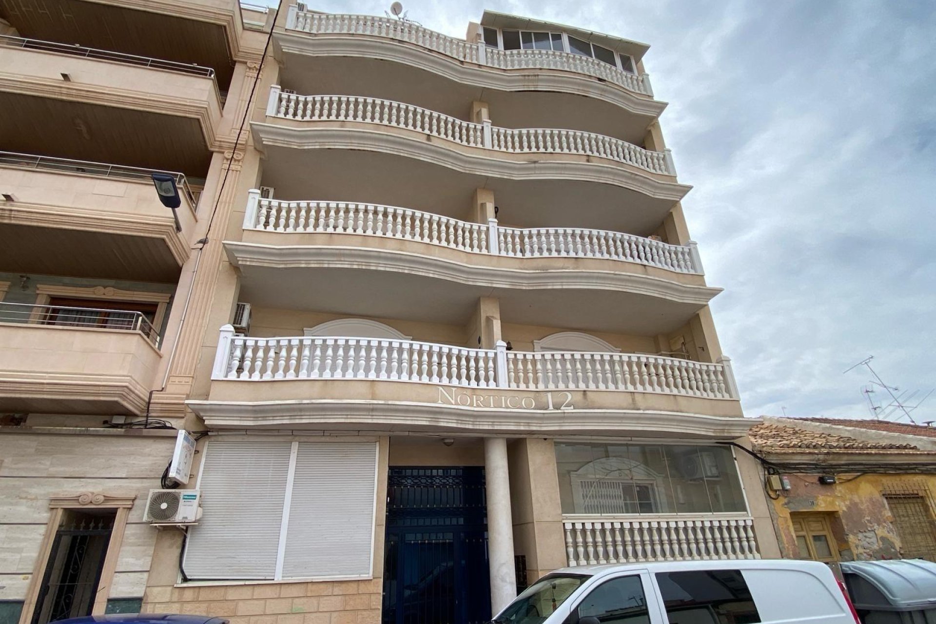 Resale - Apartment -
Torrevieja - Playa del Cura