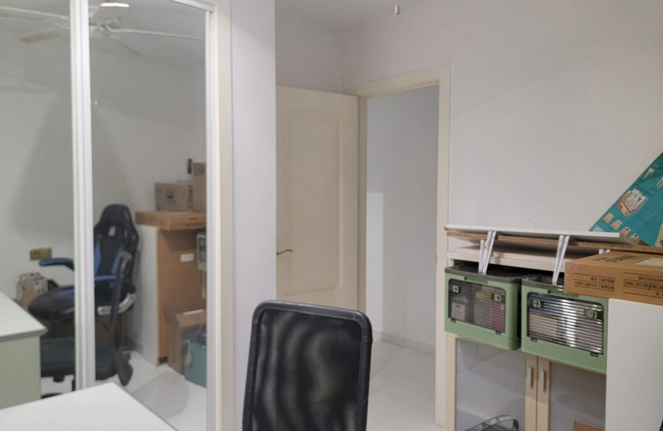 Resale - Apartment -
Torrevieja - Playa del Cura