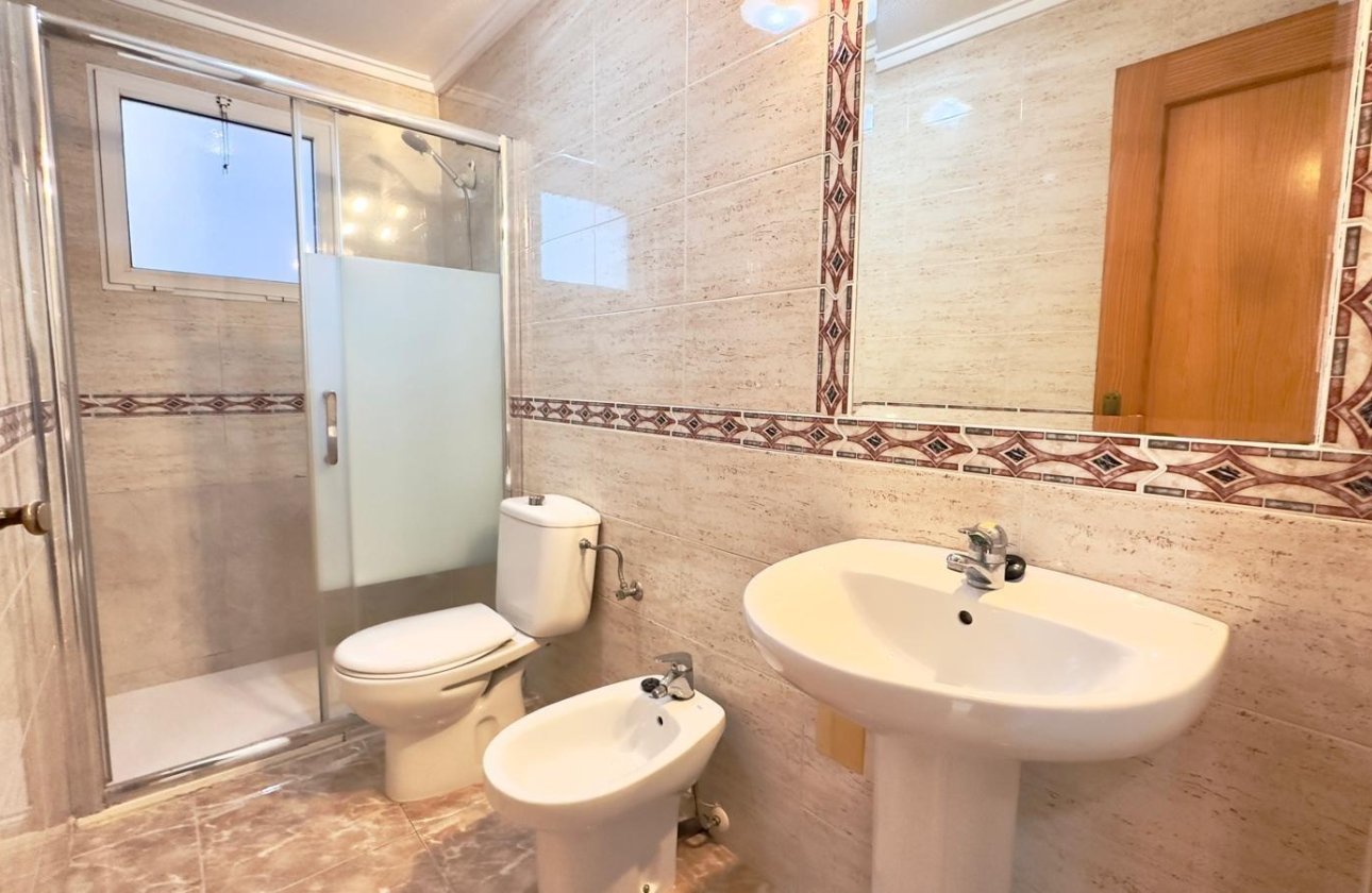 Resale - Apartment -
Torrevieja - Playa del Cura