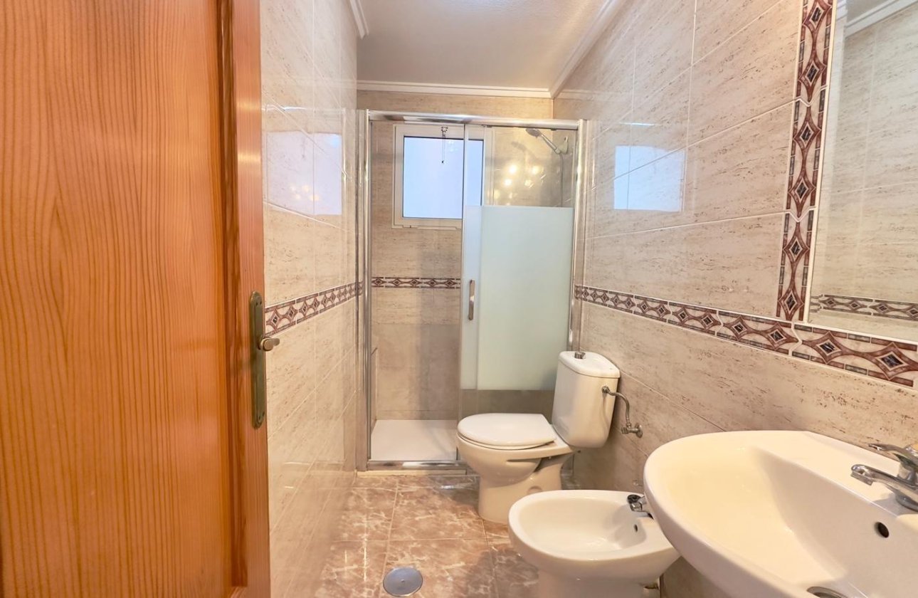 Resale - Apartment -
Torrevieja - Playa del Cura