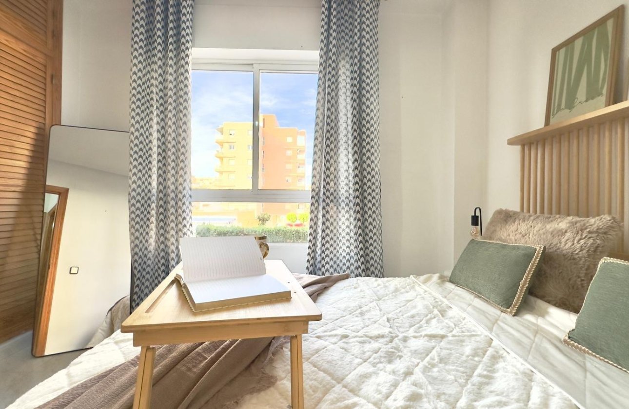 Resale - Apartment -
Torrevieja - Playa del Cura