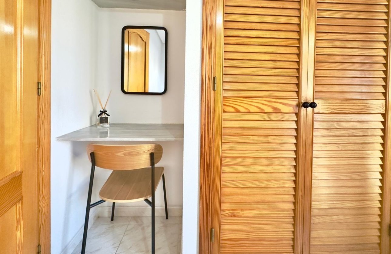 Resale - Apartment -
Torrevieja - Playa del Cura