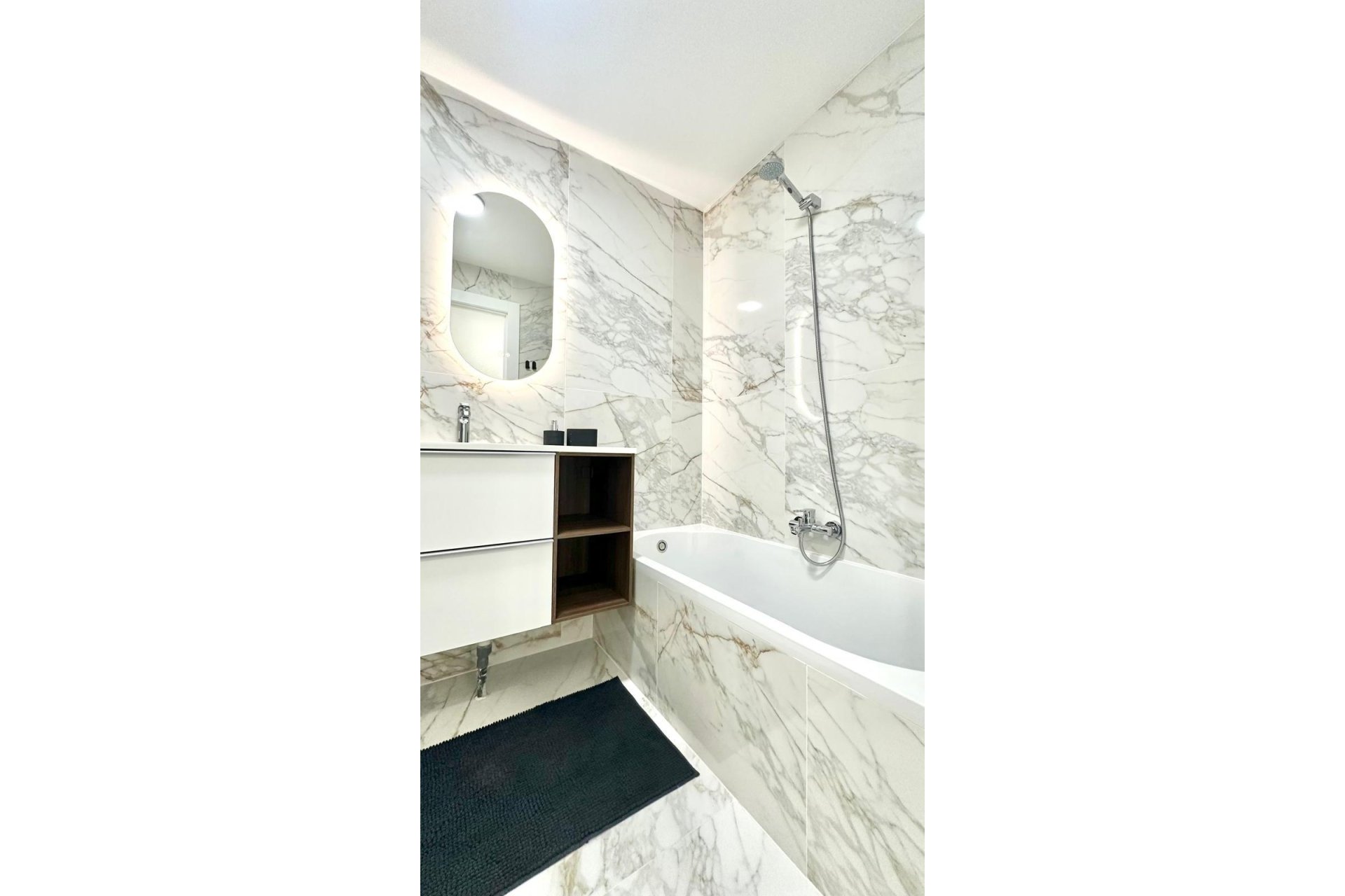 Resale - Apartment -
Torrevieja - Playa del Cura