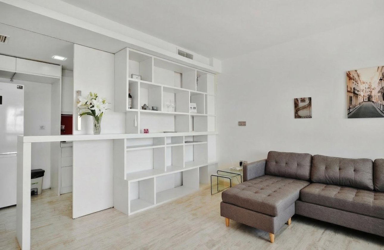 Resale - Apartment -
Torrevieja - Playa del Cura