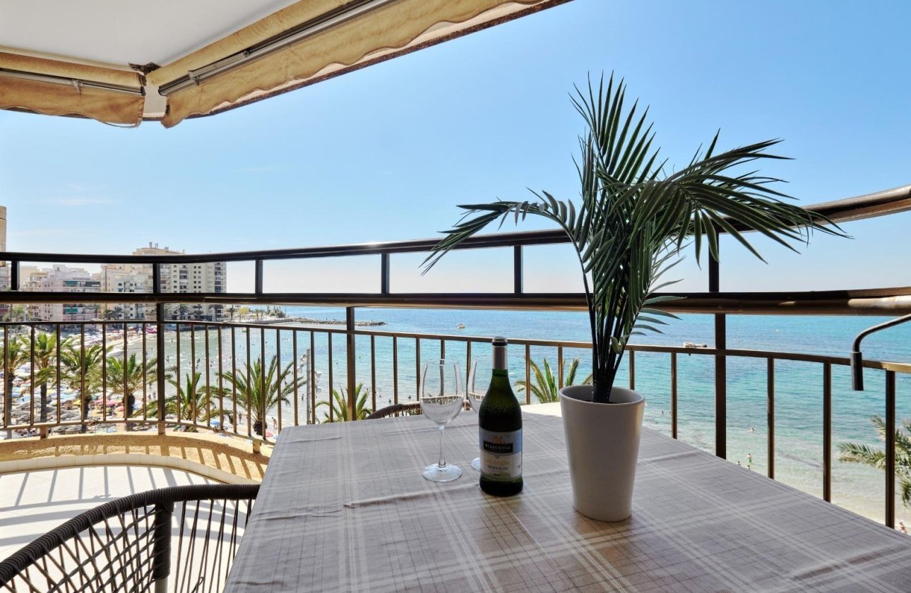 Resale - Apartment -
Torrevieja - Playa del Cura