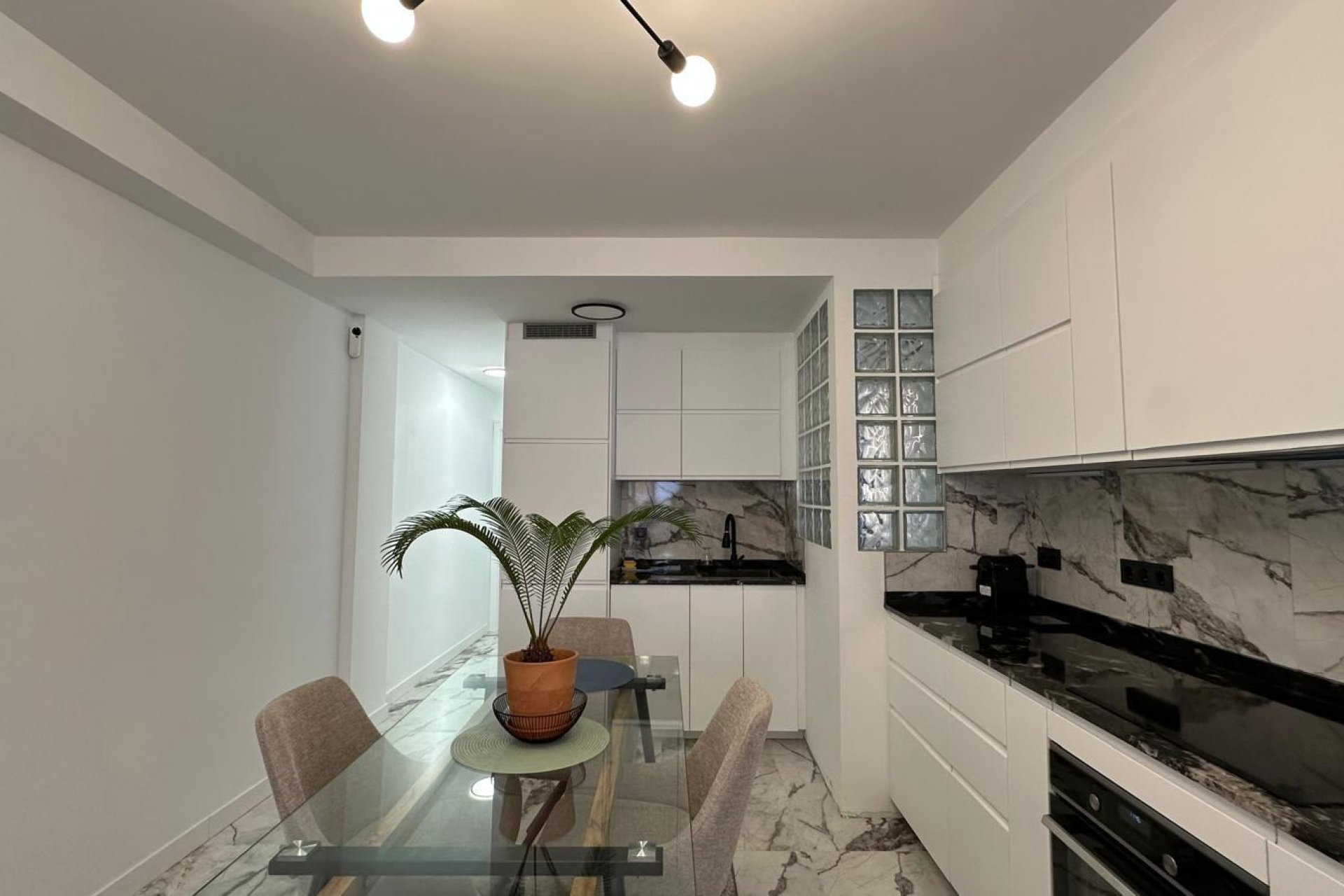 Resale - Apartment -
Torrevieja - Playa del Cura