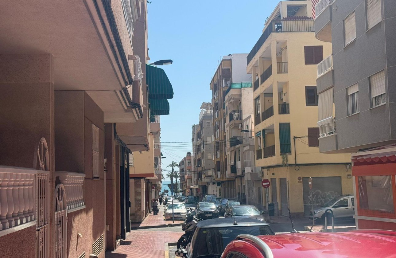 Resale - Apartment -
Torrevieja - Playa del Cura