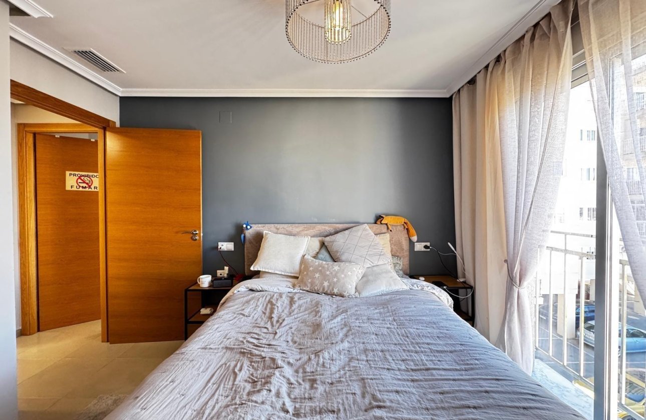 Resale - Apartment -
Torrevieja - Playa del Cura