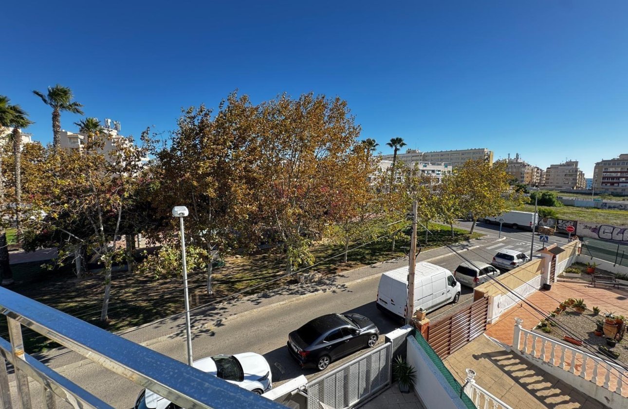 Resale - Apartment -
Torrevieja - Playa del Cura