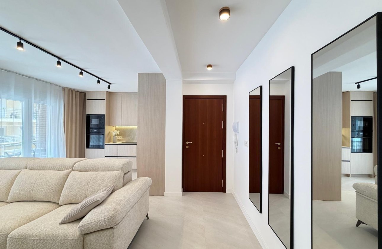 Resale - Apartment -
Torrevieja - Playa del Cura