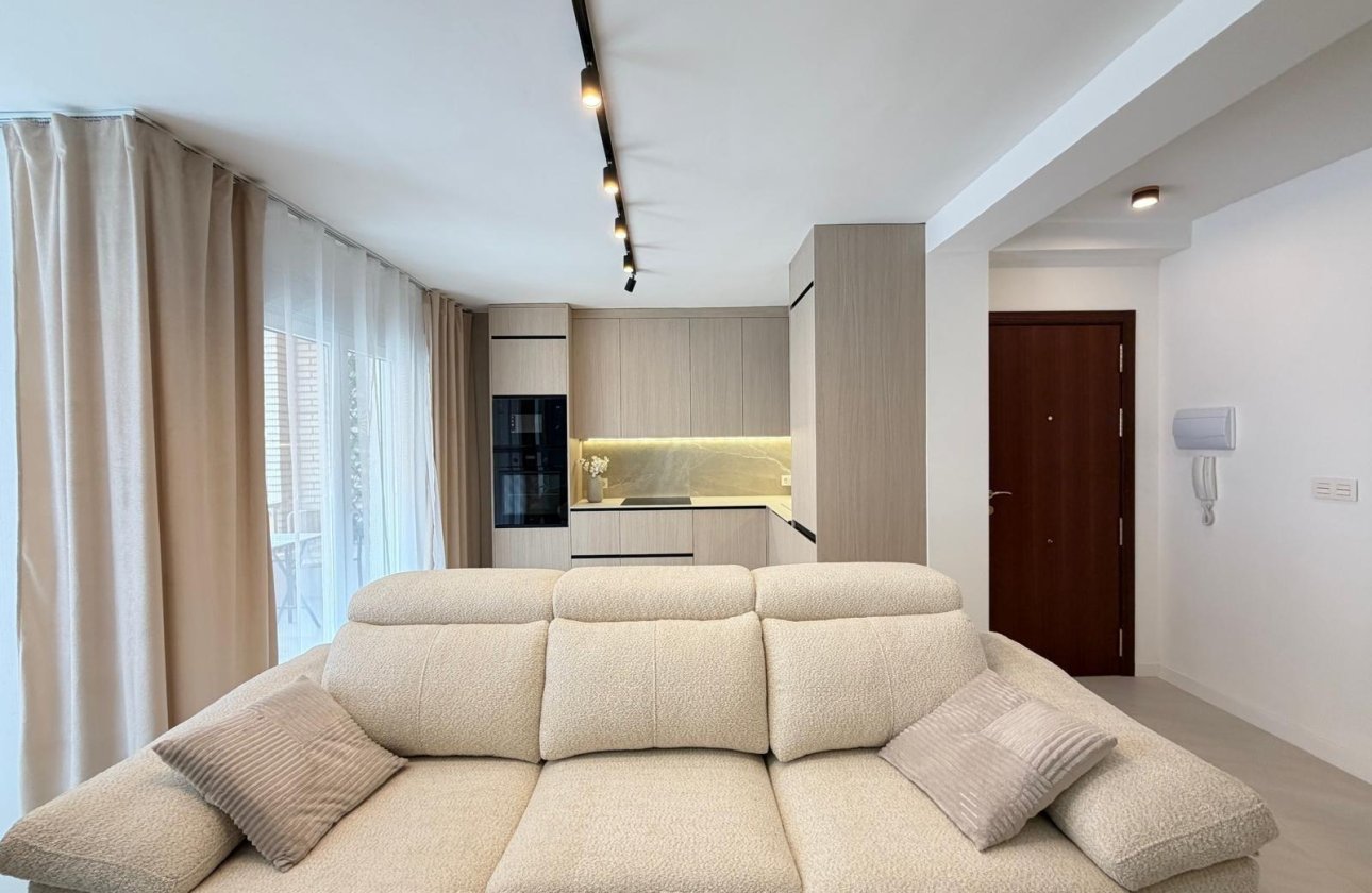 Resale - Apartment -
Torrevieja - Playa del Cura