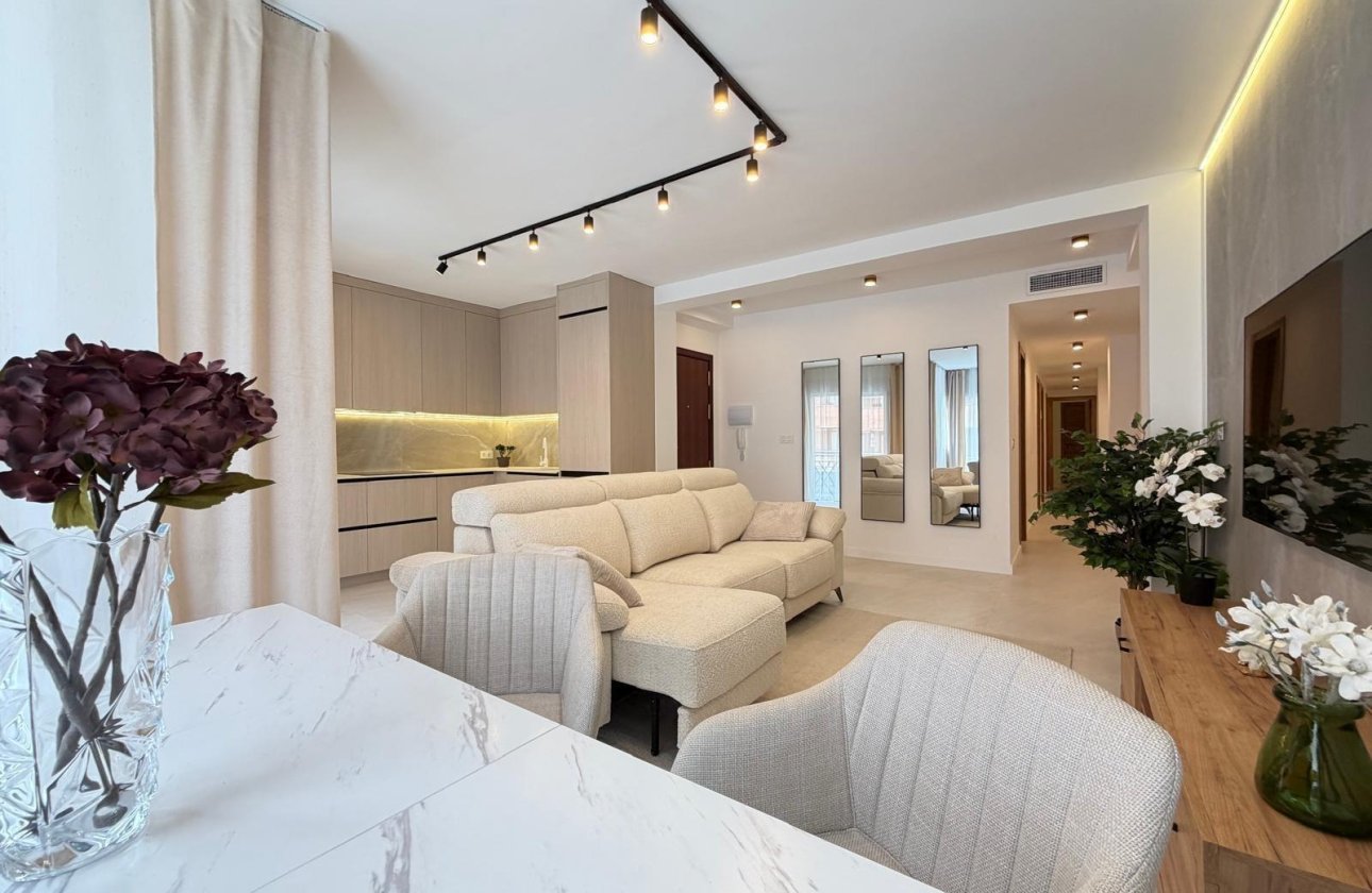 Resale - Apartment -
Torrevieja - Playa del Cura