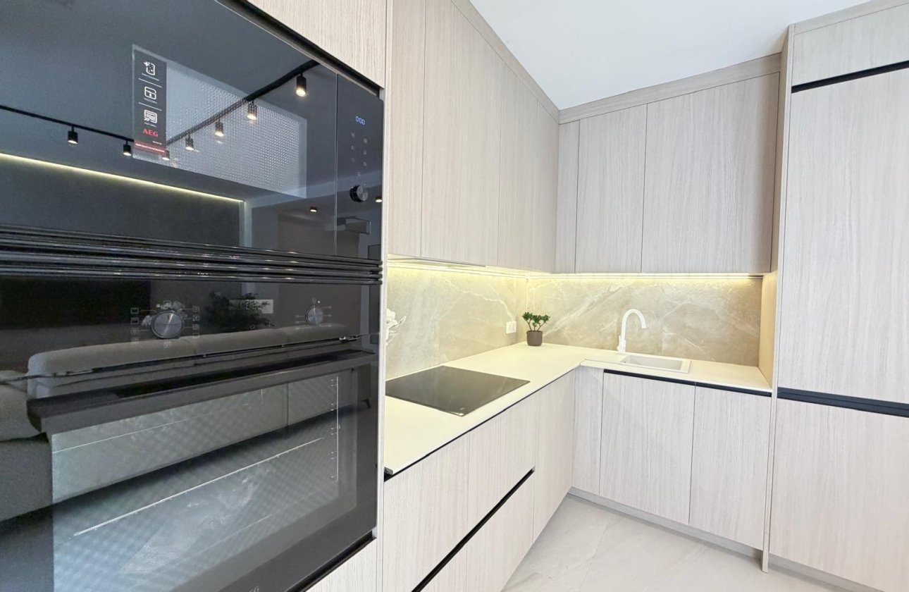 Resale - Apartment -
Torrevieja - Playa del Cura