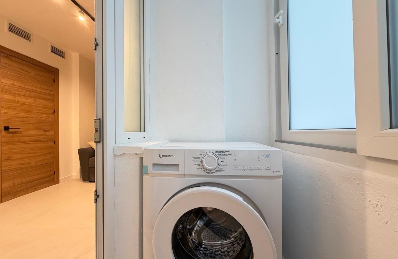 Resale - Apartment -
Torrevieja - Playa del Cura