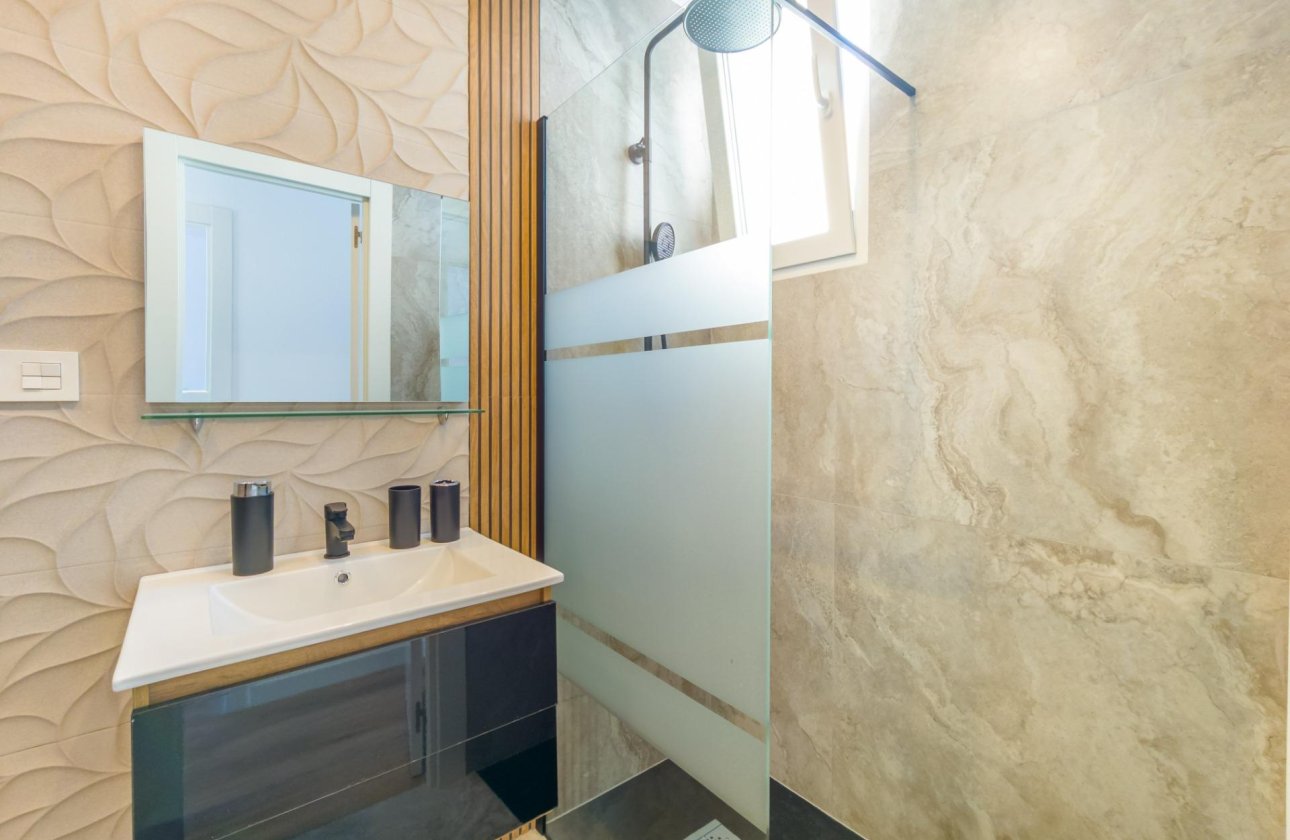 Resale - Apartment -
Torrevieja - Playa del Cura