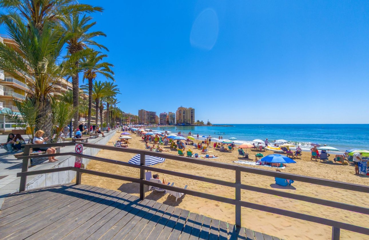 Resale - Apartment -
Torrevieja - Playa del Cura