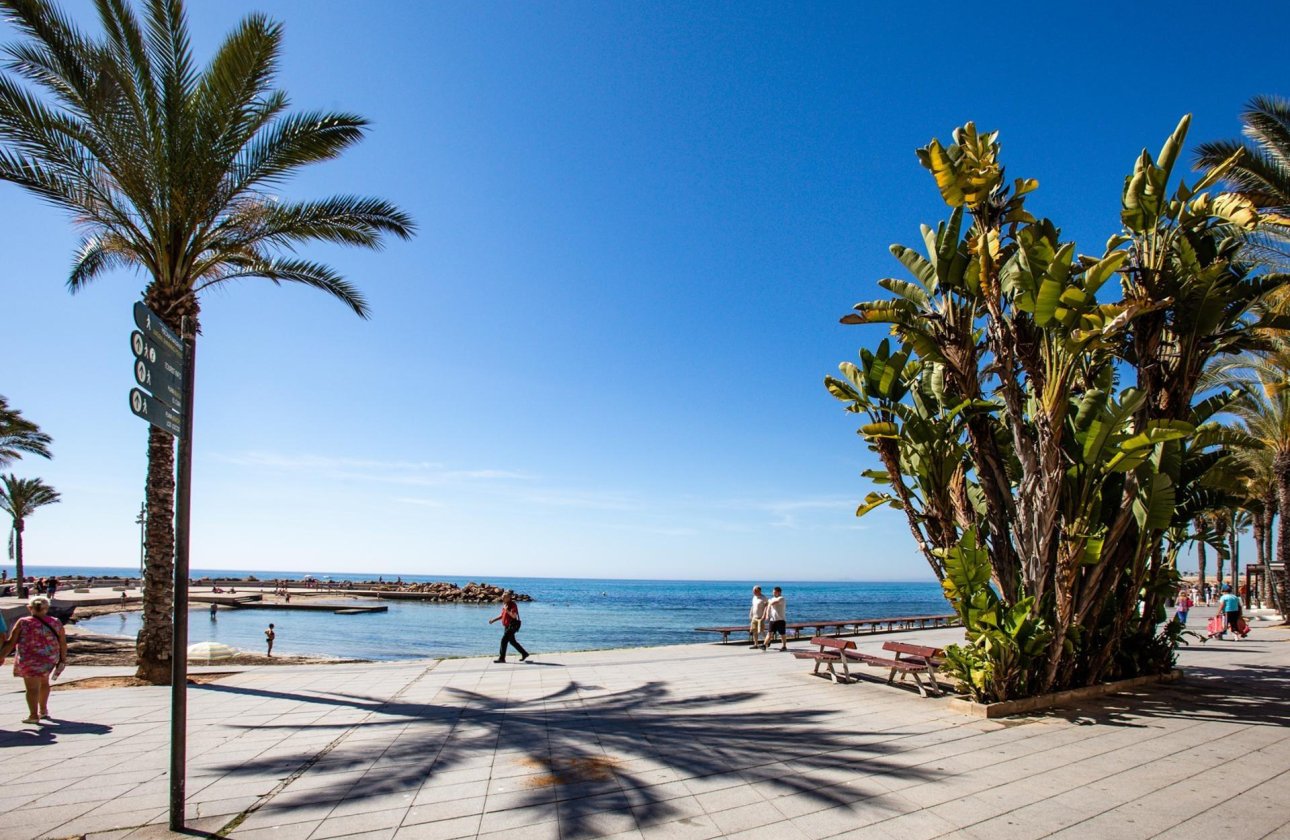 Resale - Apartment -
Torrevieja - Playa del Cura