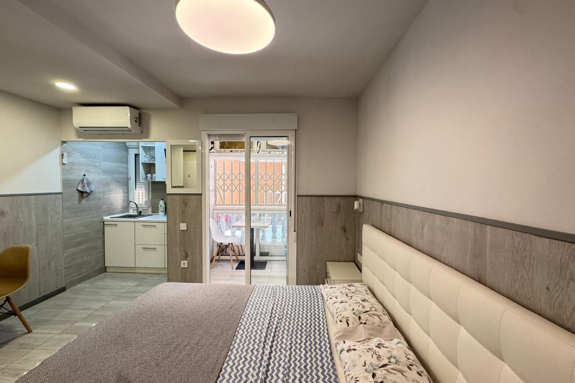 Resale - Apartment -
Torrevieja - Playa del Cura