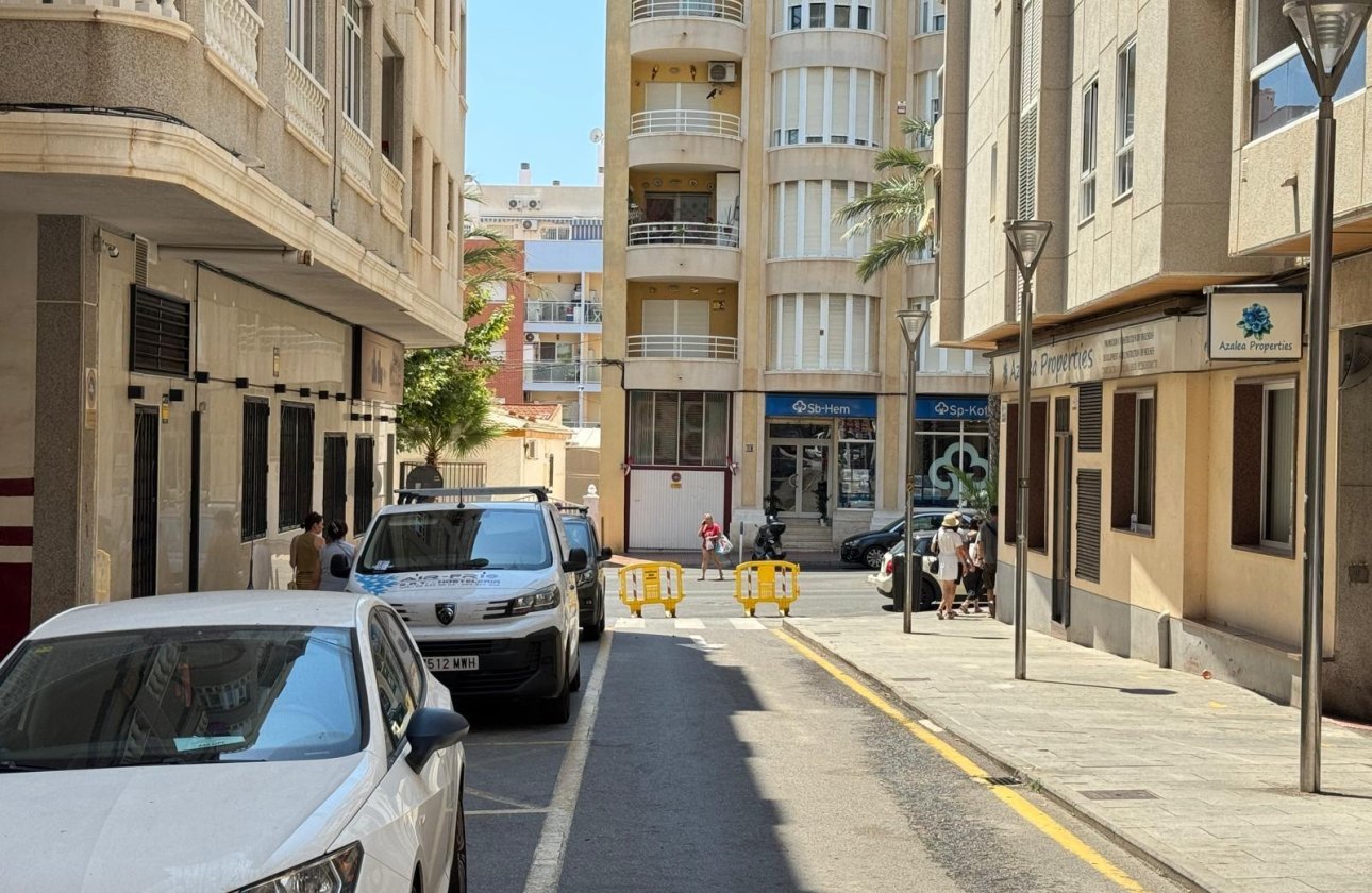 Resale - Apartment -
Torrevieja - Playa del Cura