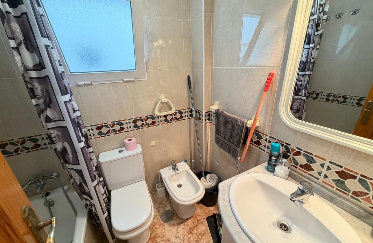 Resale - Apartment -
Torrevieja - Playa del Cura