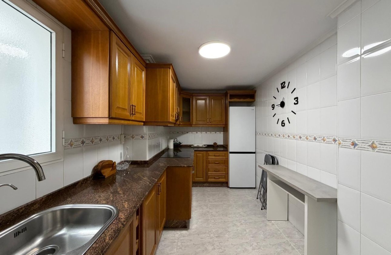 Resale - Apartment -
Torrevieja - Playa del Cura