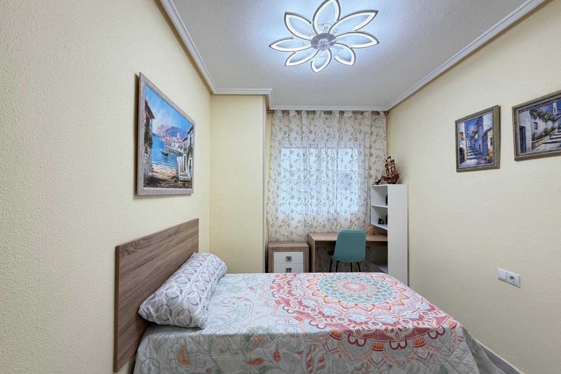 Resale - Apartment -
Torrevieja - Playa del Cura