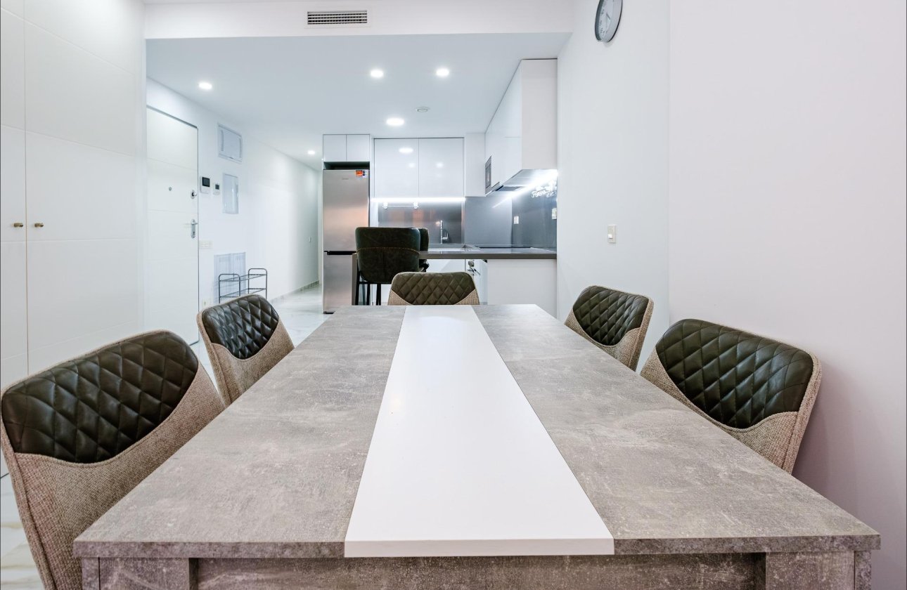 Resale - Apartment -
Torrevieja - Playa del Cura