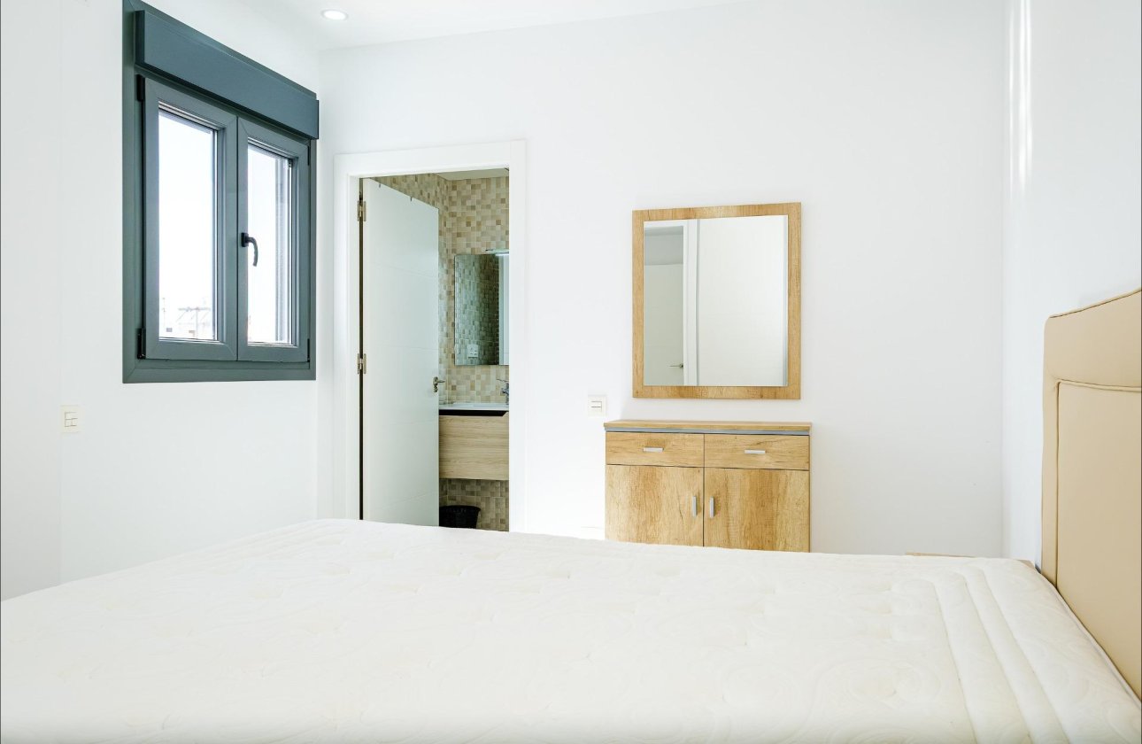 Resale - Apartment -
Torrevieja - Playa del Cura