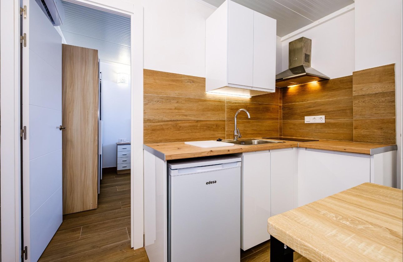 Resale - Apartment -
Torrevieja - Playa del Cura