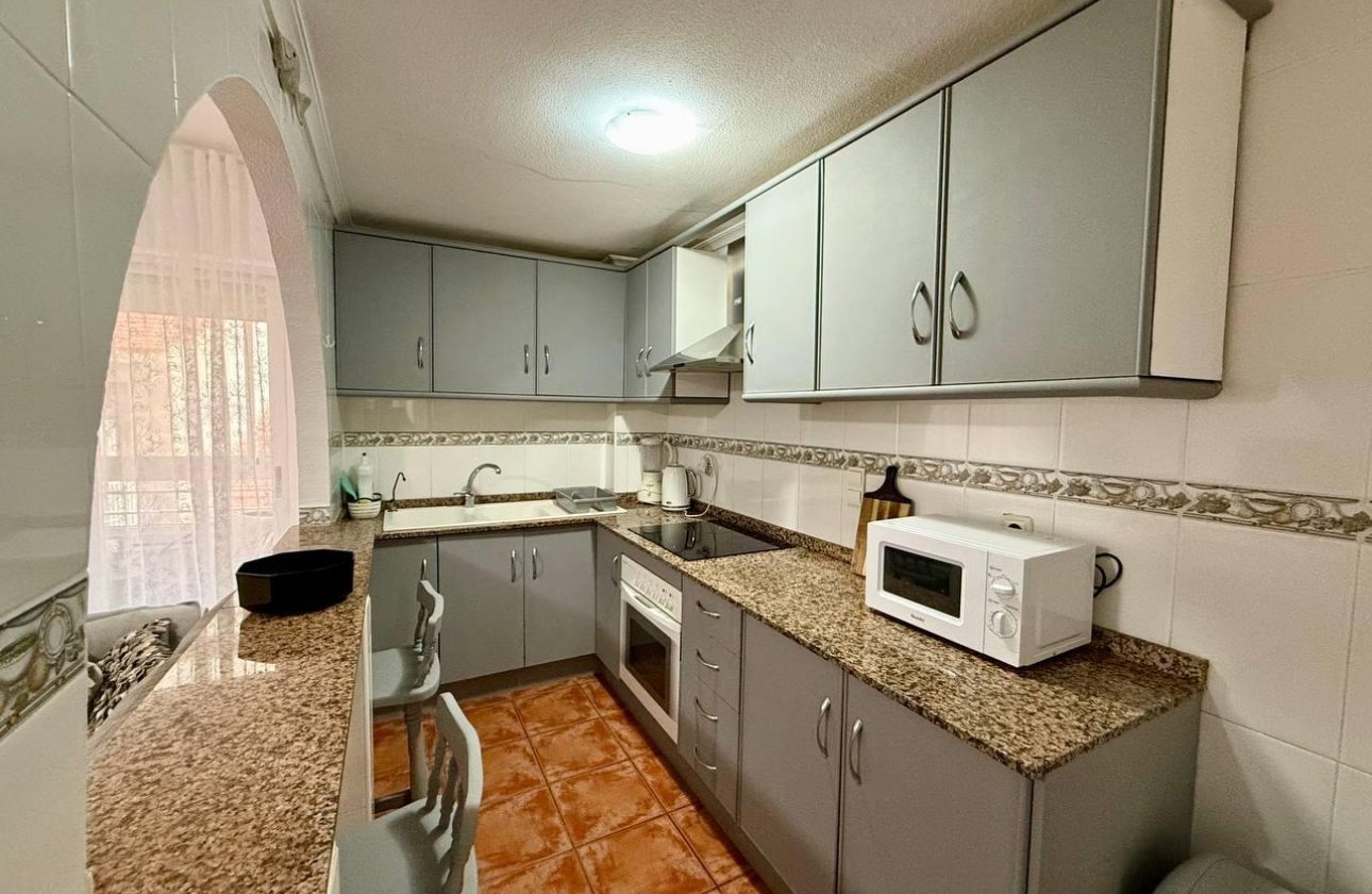 Resale - Apartment -
Torrevieja - Playa del Cura