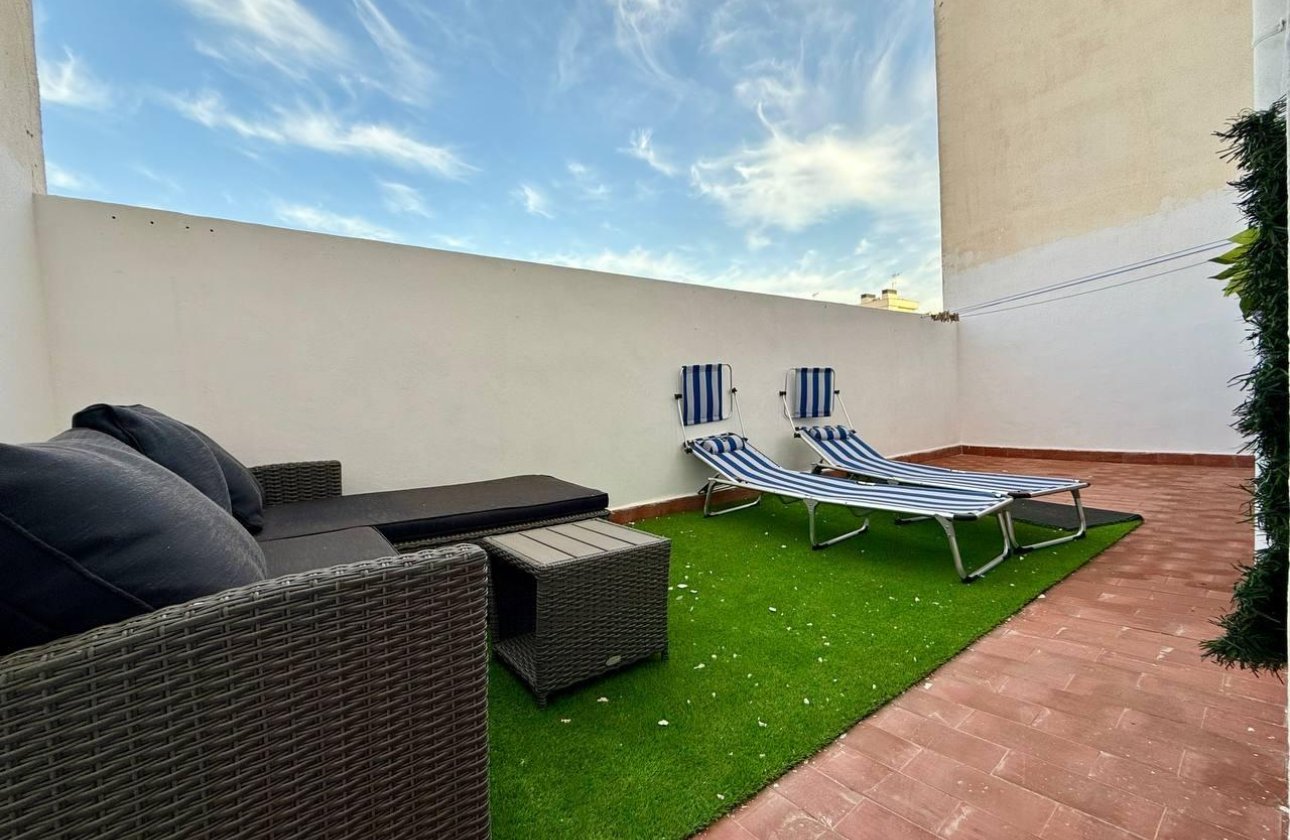 Resale - Apartment -
Torrevieja - Playa del Cura