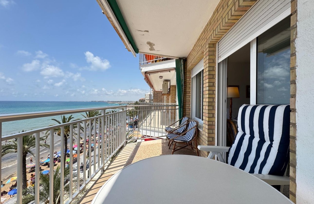 Resale - Apartment -
Torrevieja - Playa del Cura