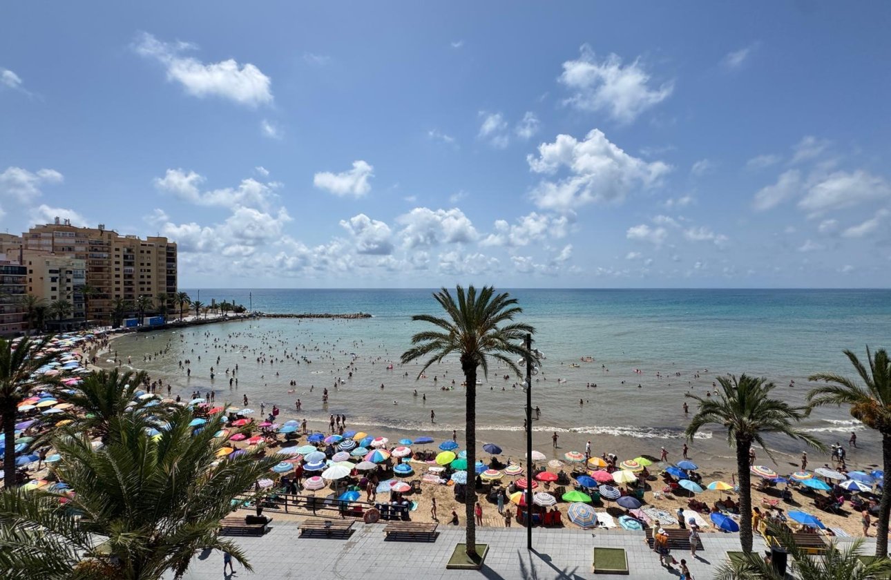 Resale - Apartment -
Torrevieja - Playa del Cura