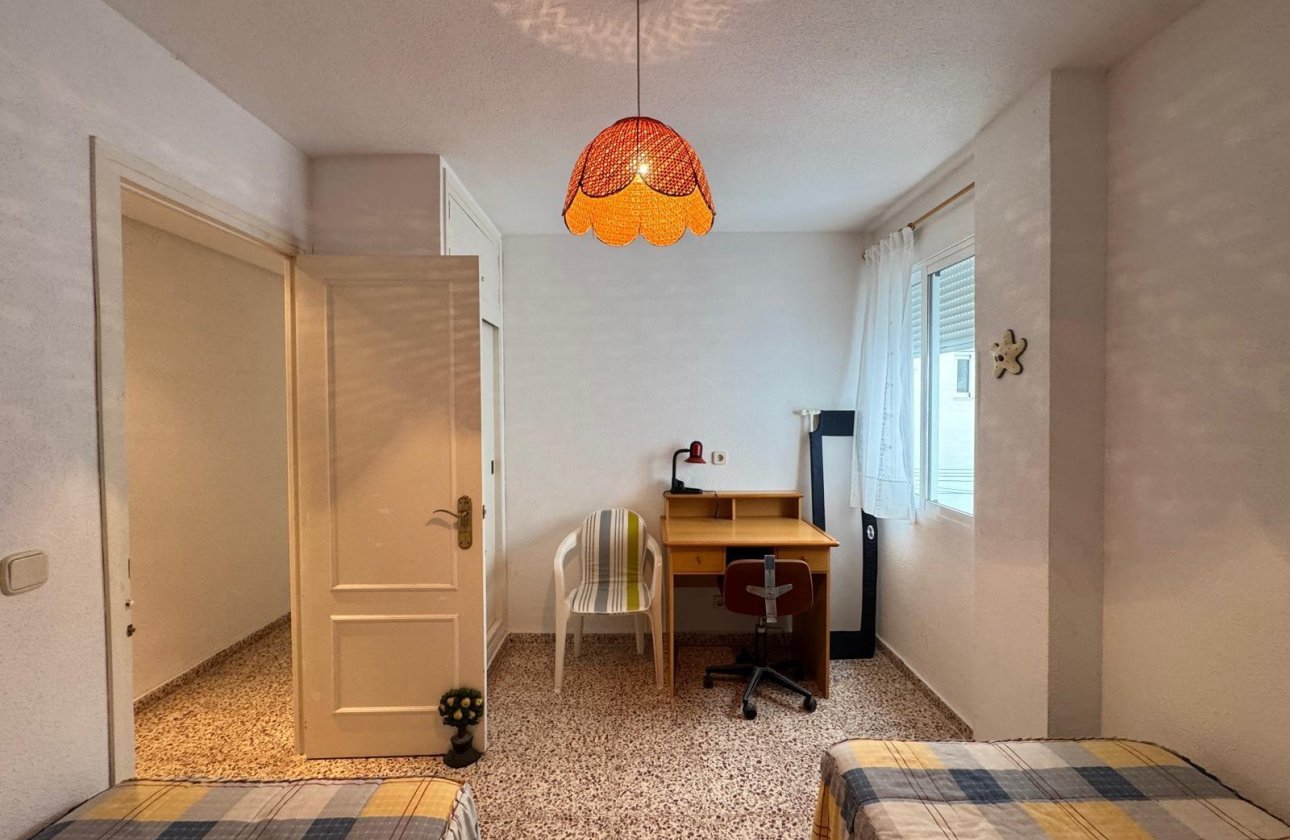 Resale - Apartment -
Torrevieja - Playa del Cura
