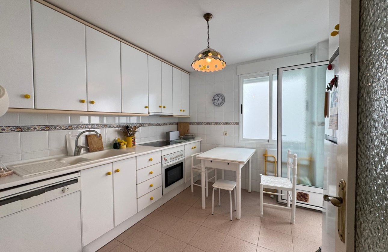 Resale - Apartment -
Torrevieja - Playa del Cura