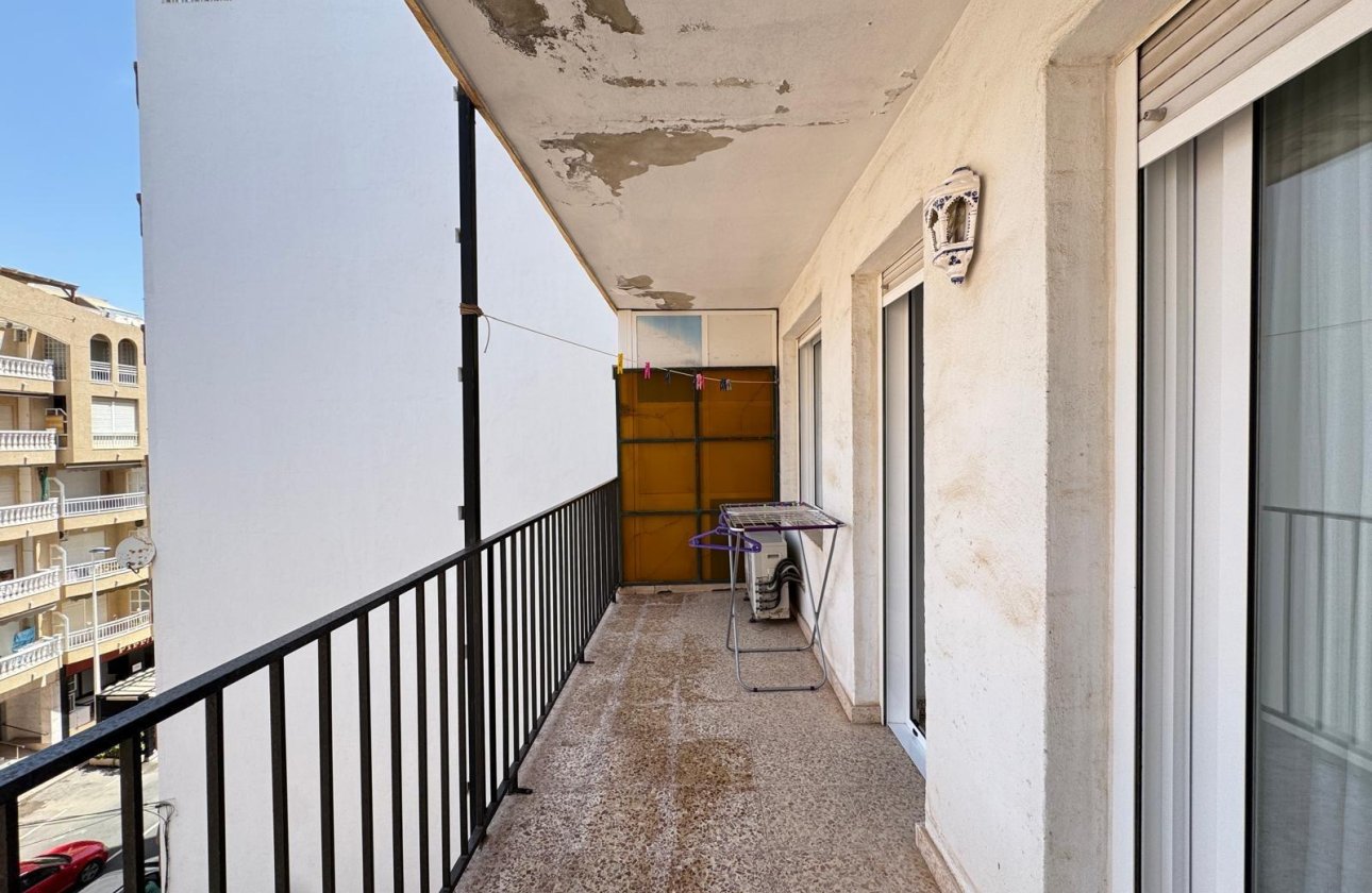Resale - Apartment -
Torrevieja - Playa del Cura