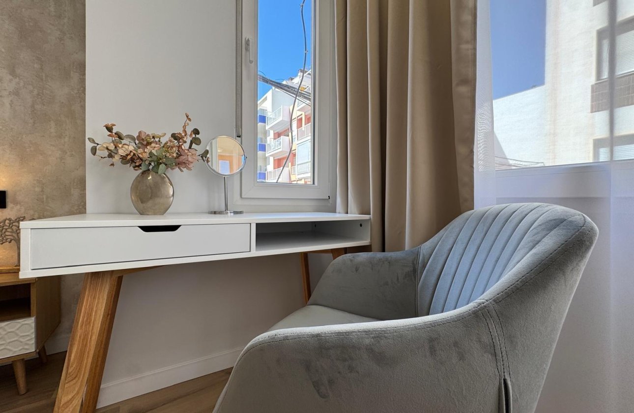 Resale - Apartment -
Torrevieja - Playa del Cura