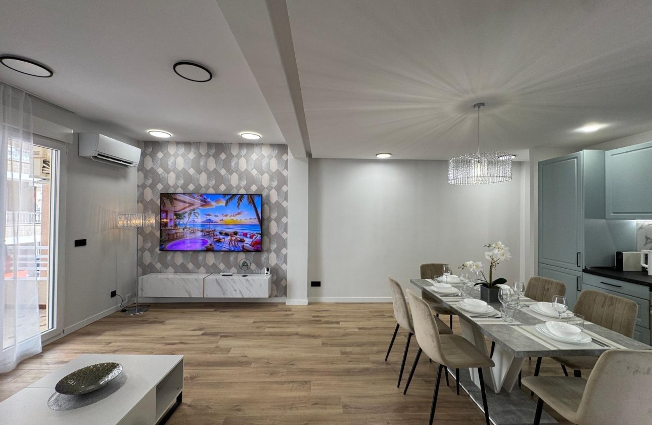 Resale - Apartment -
Torrevieja - Playa del Cura