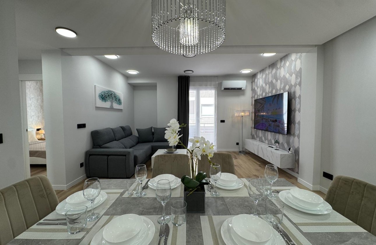 Resale - Apartment -
Torrevieja - Playa del Cura