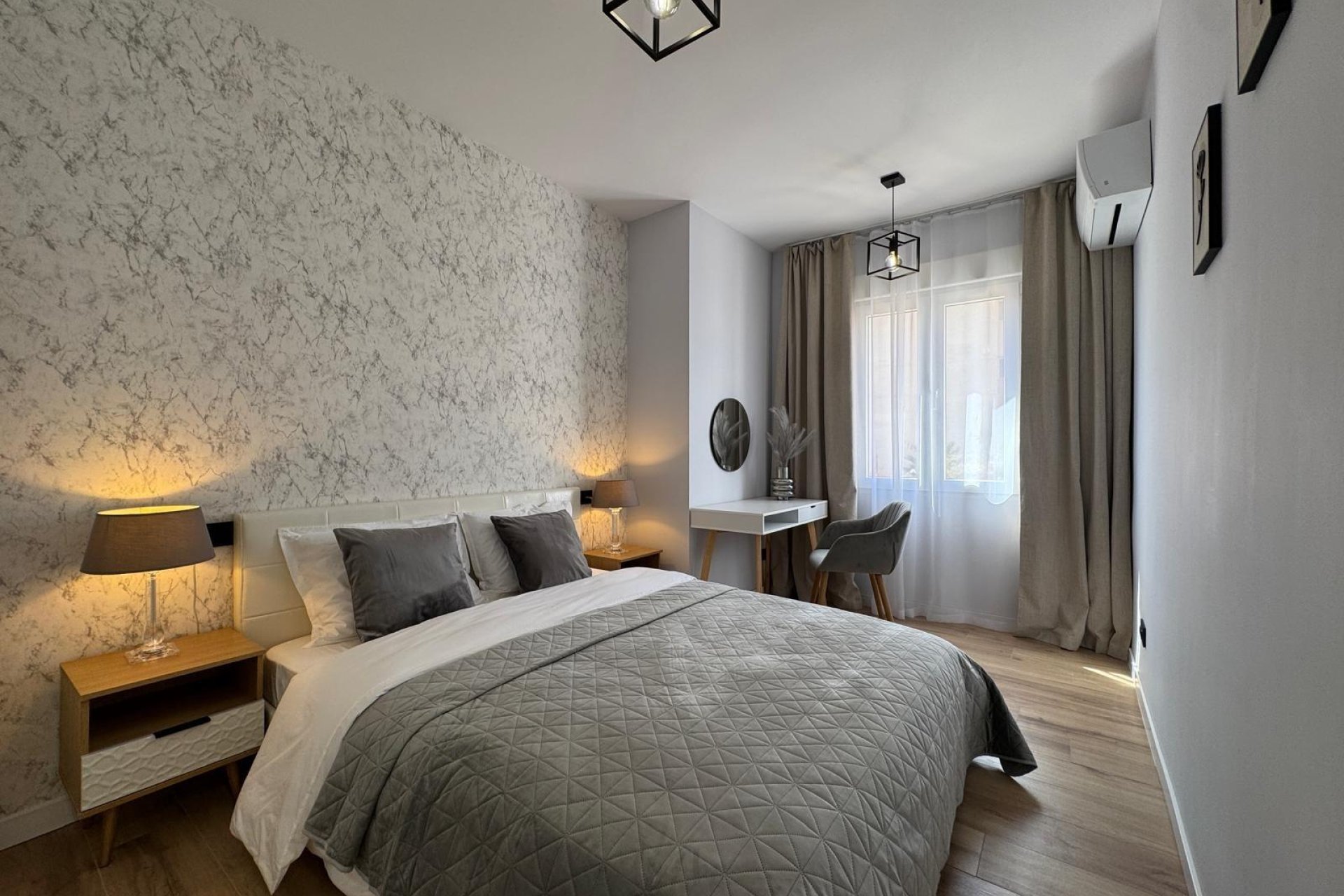 Resale - Apartment -
Torrevieja - Playa del Cura