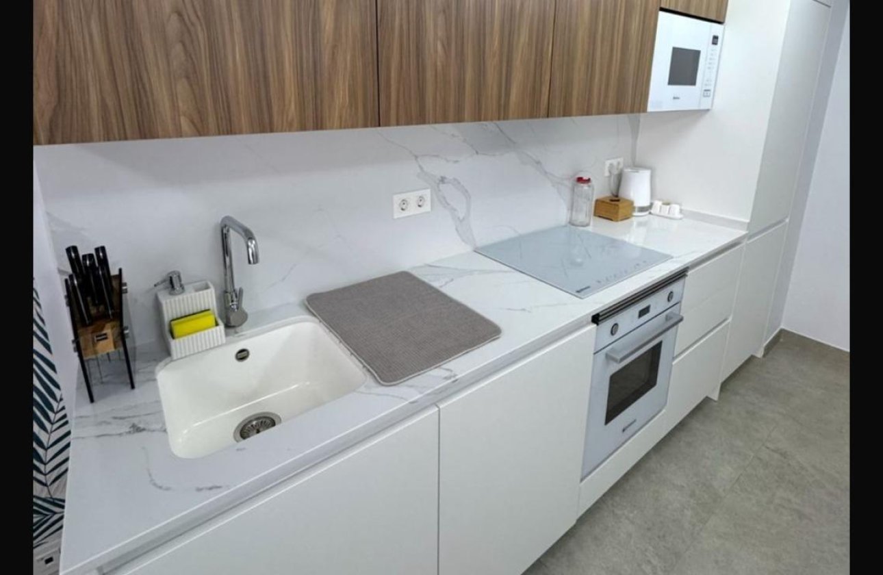 Resale - Apartment -
Torrevieja - Playa del Cura