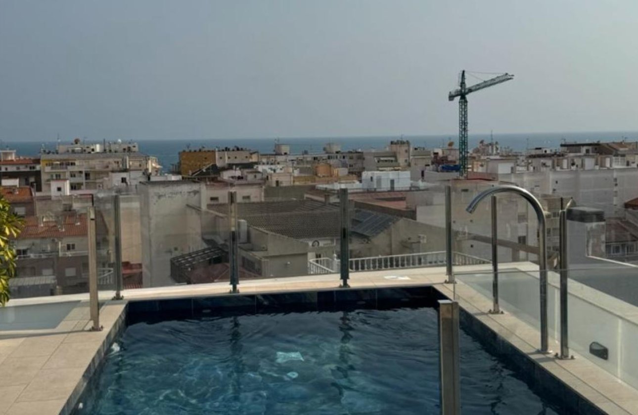 Resale - Apartment -
Torrevieja - Playa del Cura